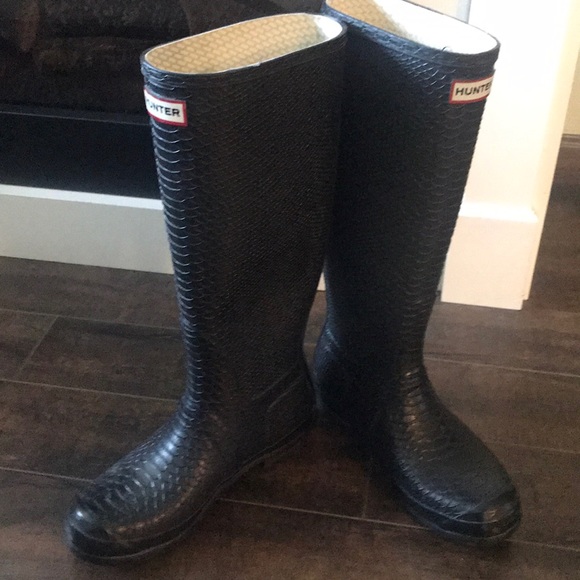 Hunter Shoes - Hunter tall Black embossed crocodile rain boots